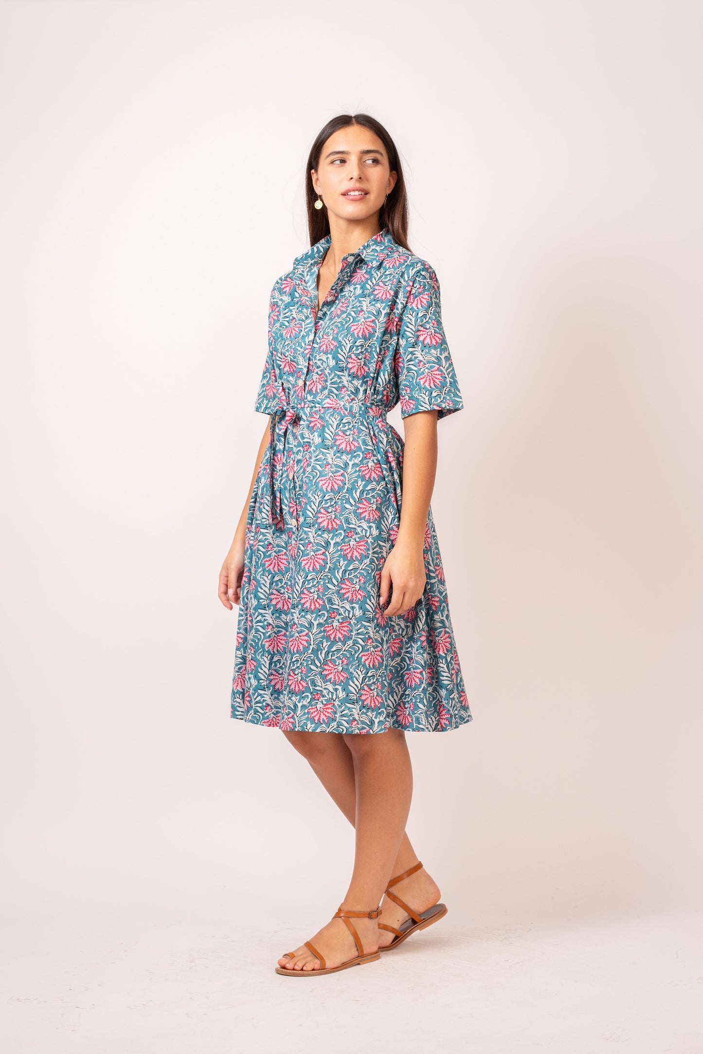 ROBE CHEMISE MI LONGUE FLEURS ROUGES