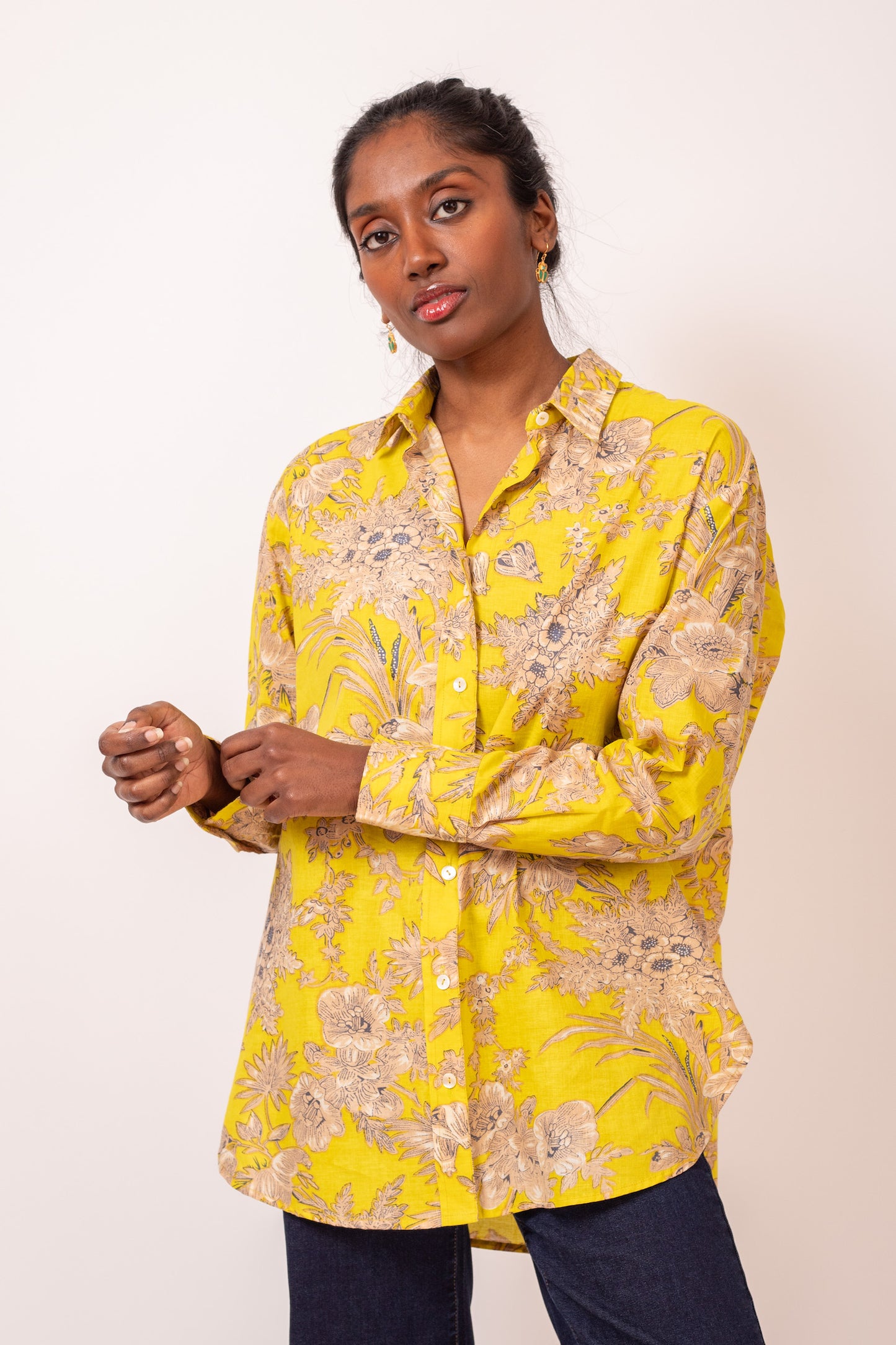CHEMISE PARFAITE FLEURS JAUNES