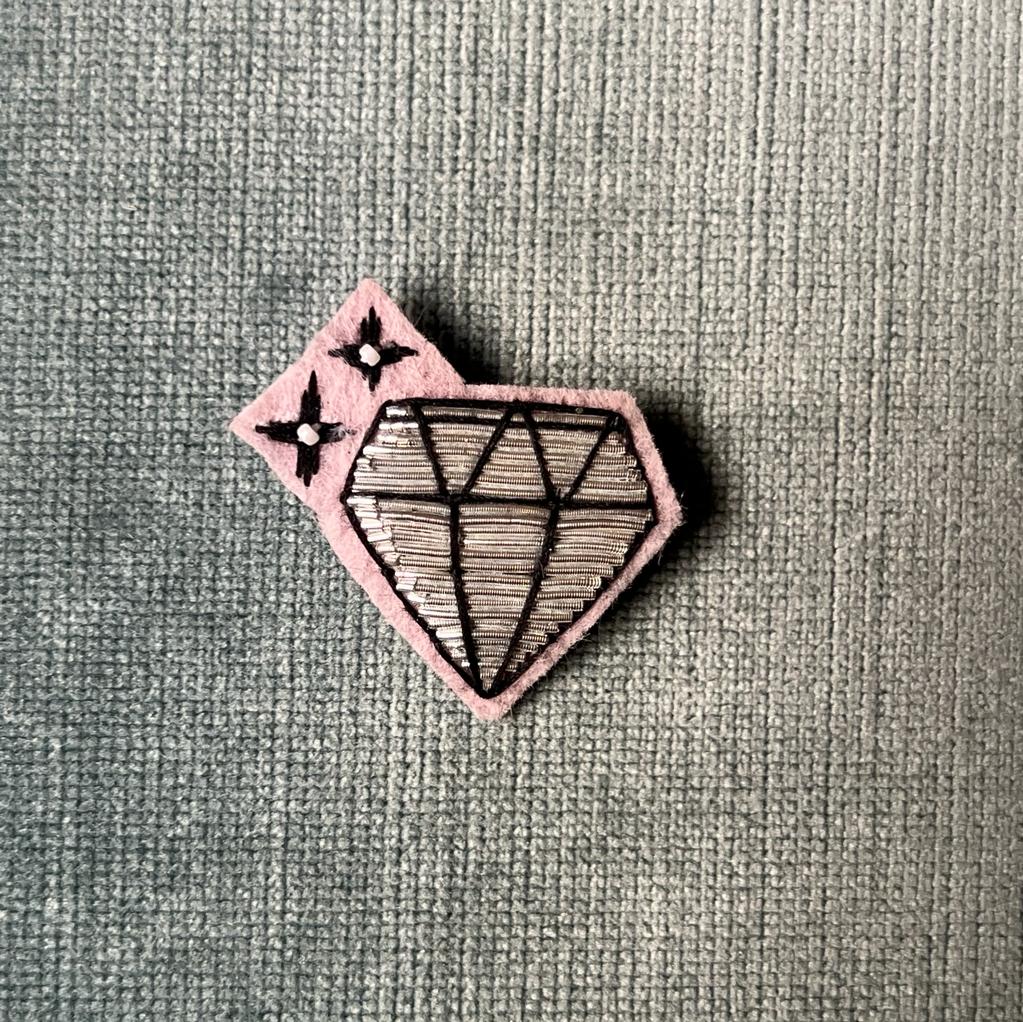 BROCHE - DIAMANT BLANC