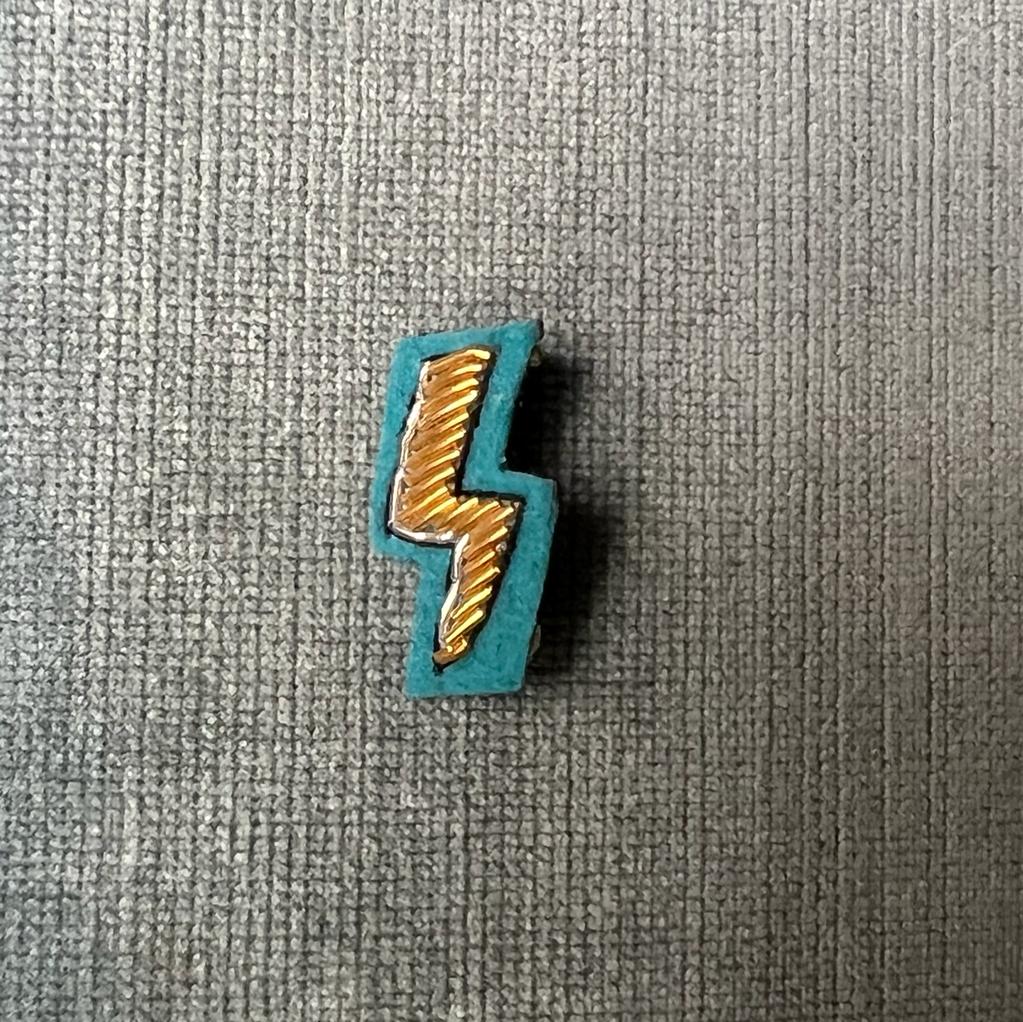 BROCHE - ECLAIR