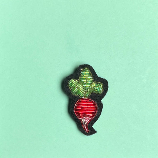 BROOCH - RADISH