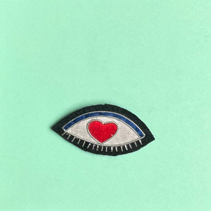 BROCHE - OEIL COEUR