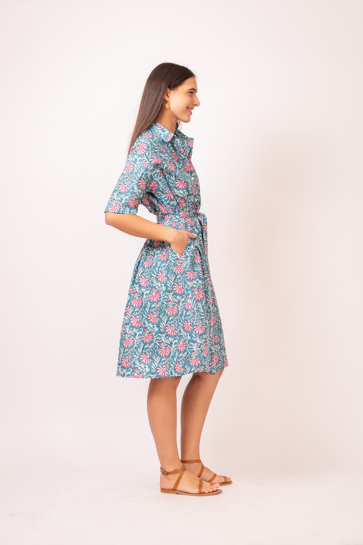 ROBE CHEMISE MI LONGUE FLEURS ROUGES