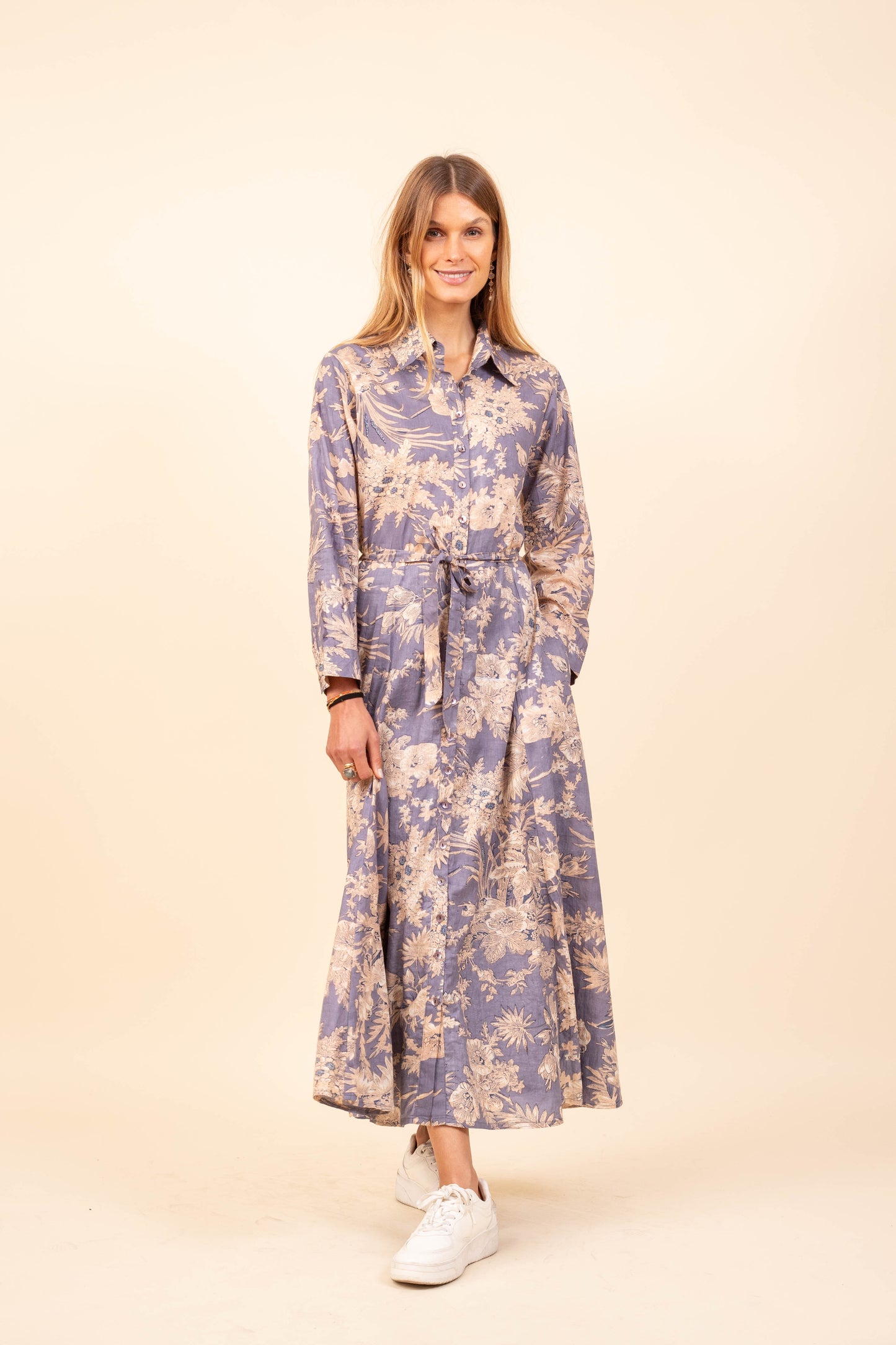 ROBE SHANTI